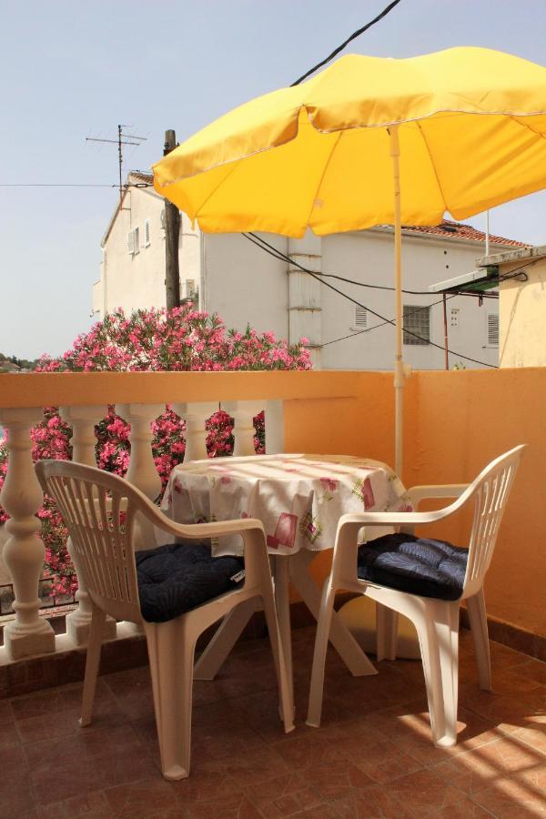 Apartman Tisno Exterior photo