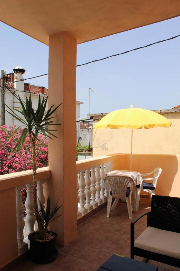Apartman Tisno Exterior photo