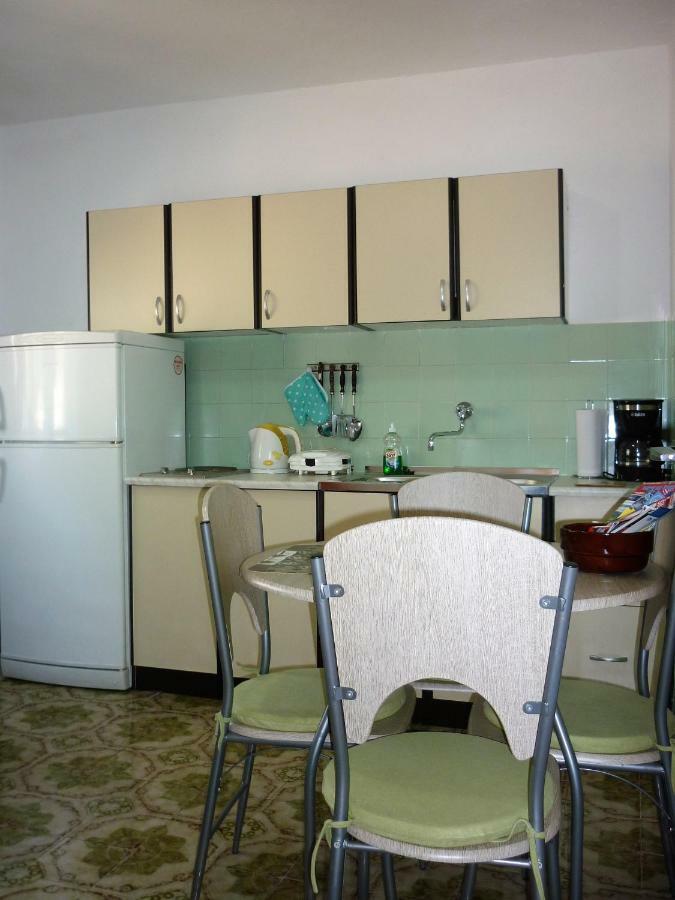 Apartman Tisno Exterior photo