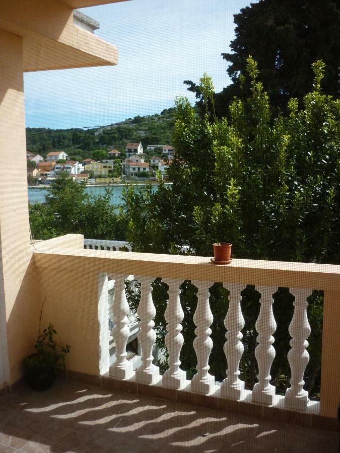 Apartman Tisno Exterior photo