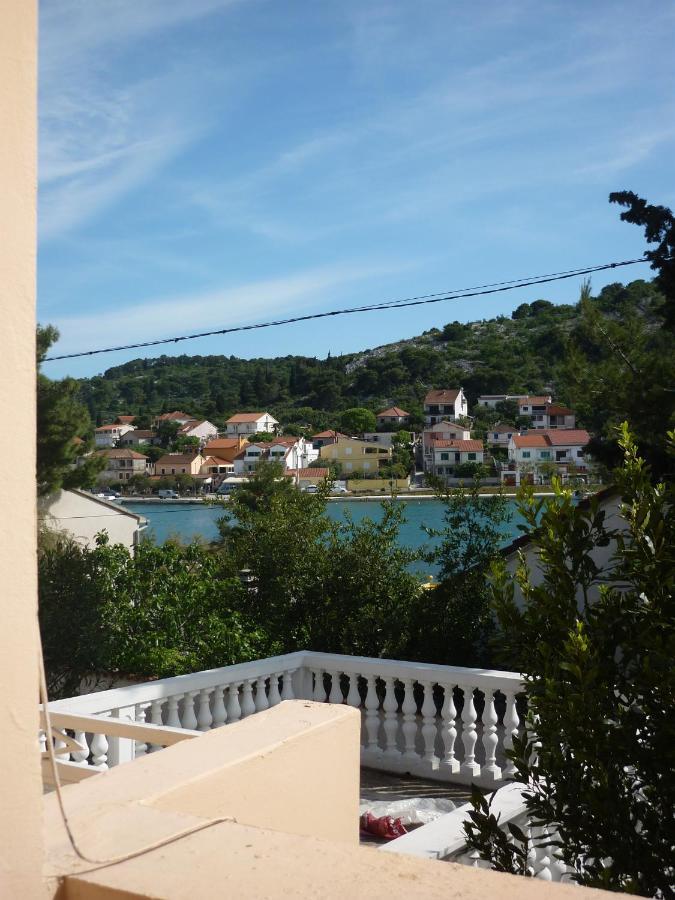 Apartman Tisno Exterior photo